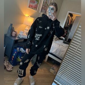 THE MAYFAIR GROUP Bye For Now Sweatset